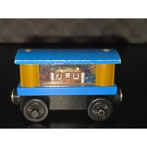 Thomas & Friends Wooden Railway Jewel Car Train Tank Engine